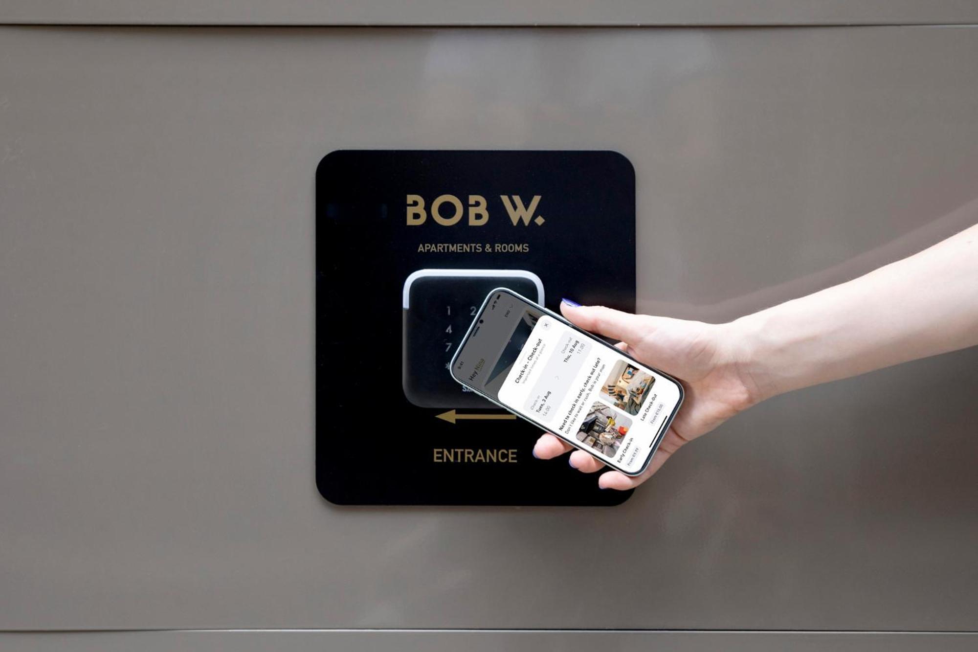 Bob W Kluuvi 3*